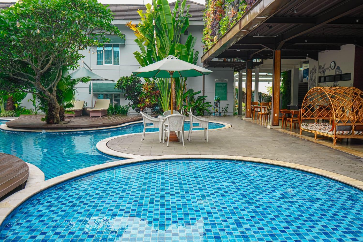 Patra Bandung Hotel Экстерьер фото