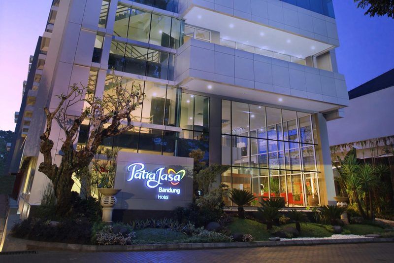 Patra Bandung Hotel Экстерьер фото