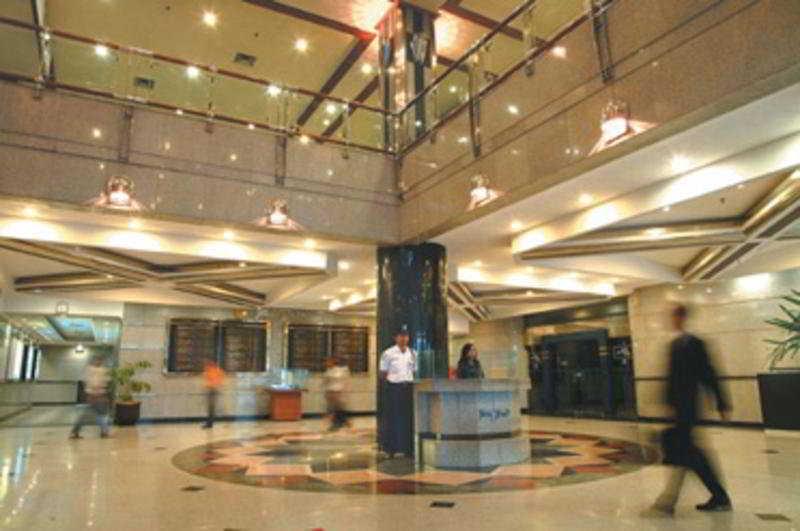 Patra Bandung Hotel Экстерьер фото